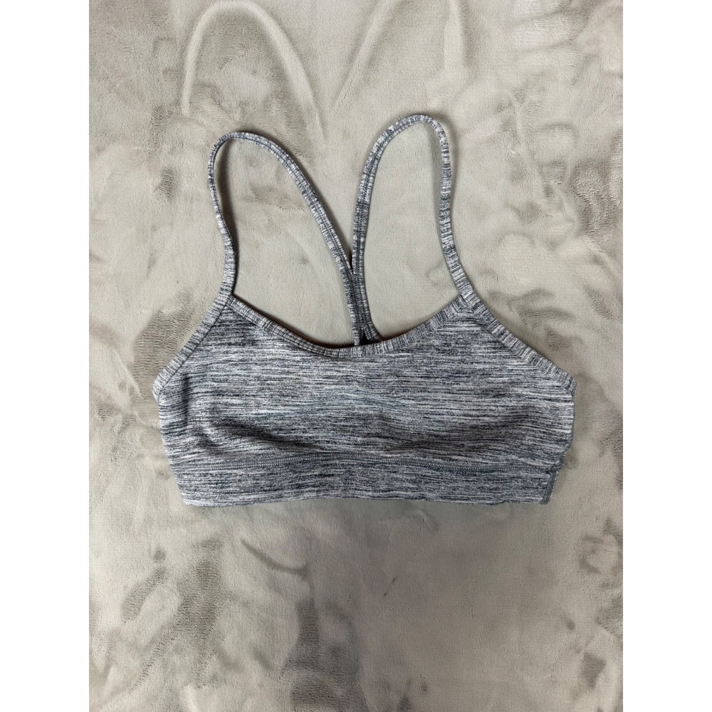 Lululemon Flow Y Bra Size 4 Heathered Grey Space Dye Mesh Racerback Yoga Sports